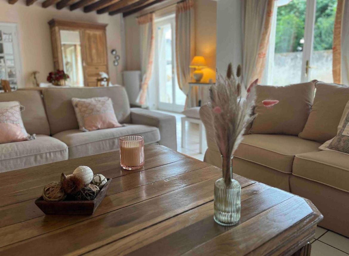 Chambres A La Maison Hermitage Aincourt Exterior foto