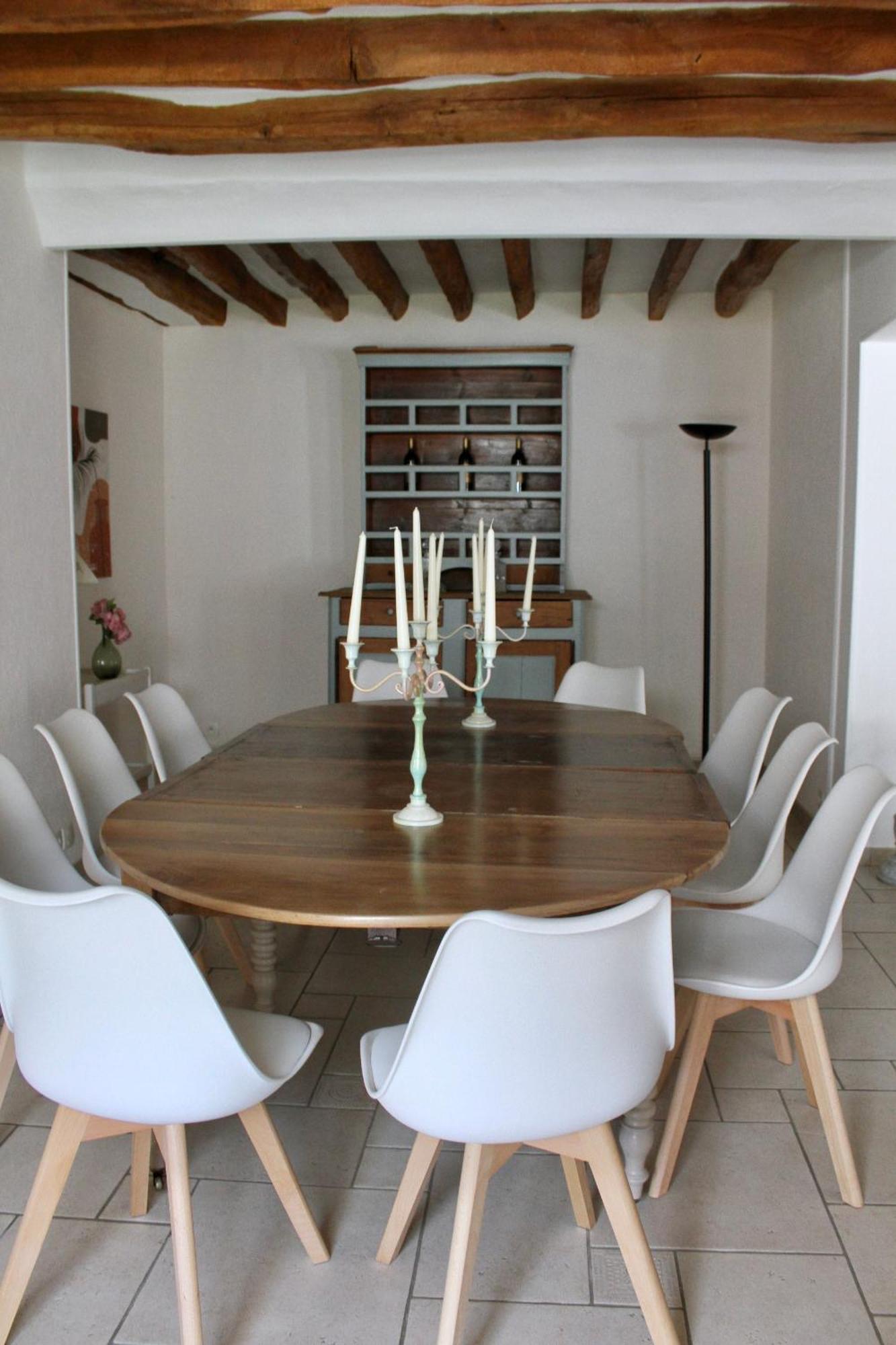 Chambres A La Maison Hermitage Aincourt Exterior foto